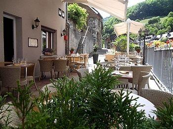Auberge De L'Isard Saint-Denis-en-Margeride Exterior foto