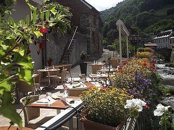 Auberge De L'Isard Saint-Denis-en-Margeride Exterior foto